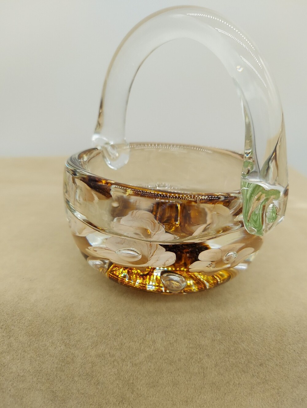Perfect Paperweight Basket Petunias - Picture 4 of 4
